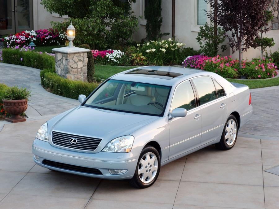  Lexus LS430 2000 года  (фото 8 из 16)